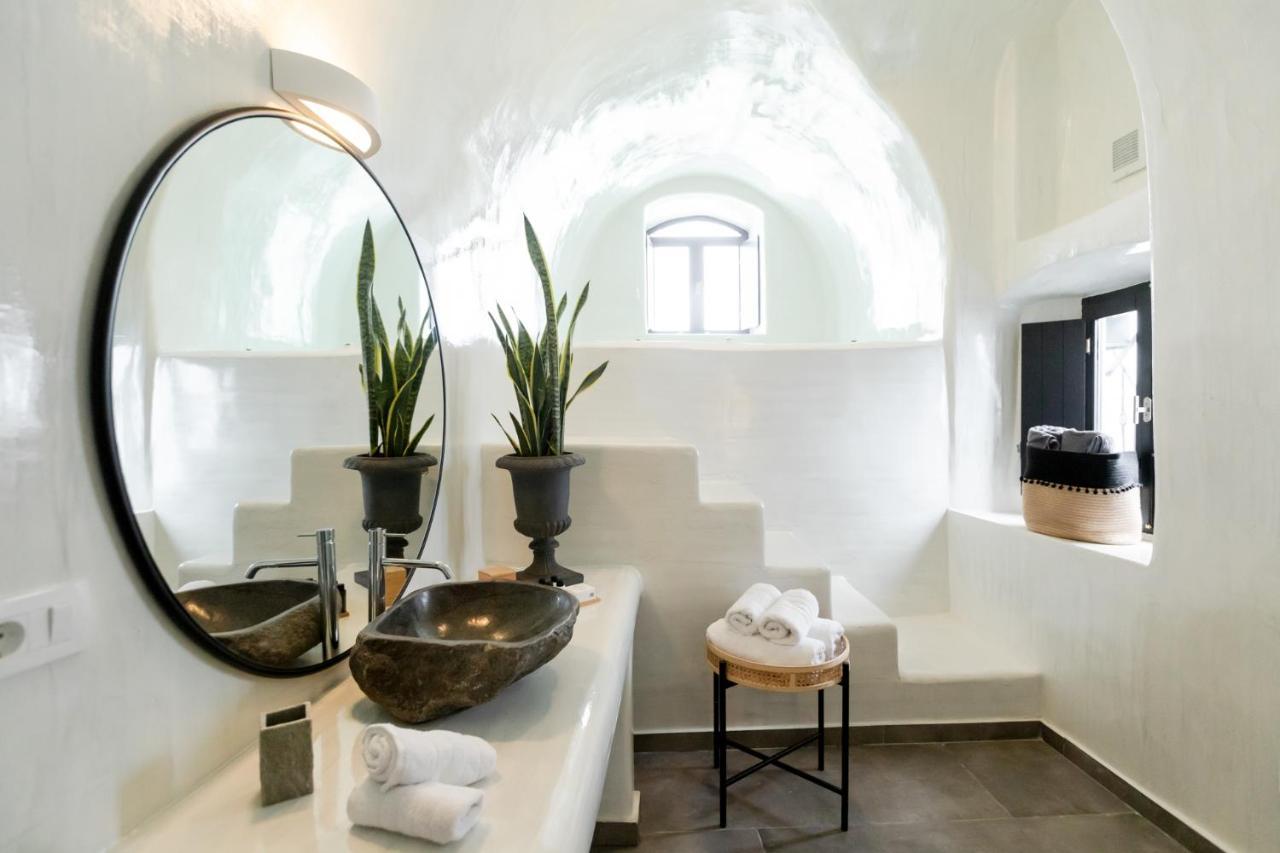 Doukas Caldera Suites Fira  Esterno foto