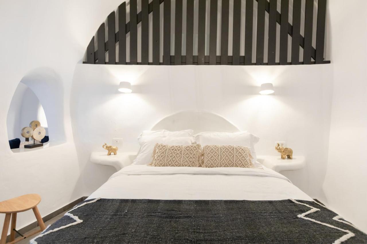 Doukas Caldera Suites Fira  Esterno foto