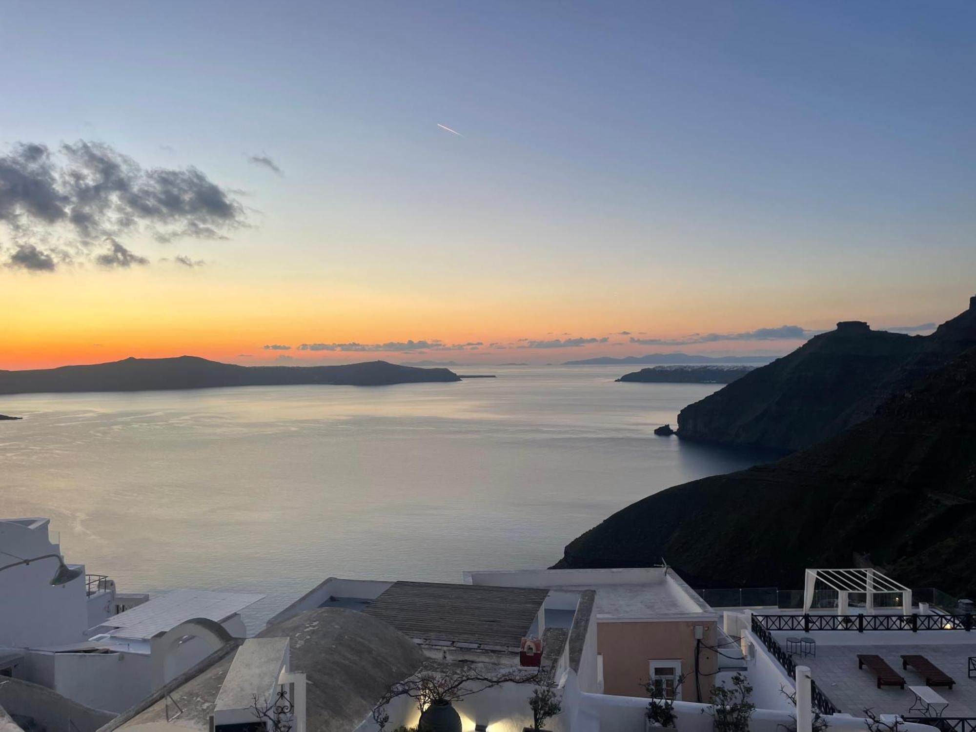 Doukas Caldera Suites Fira  Esterno foto