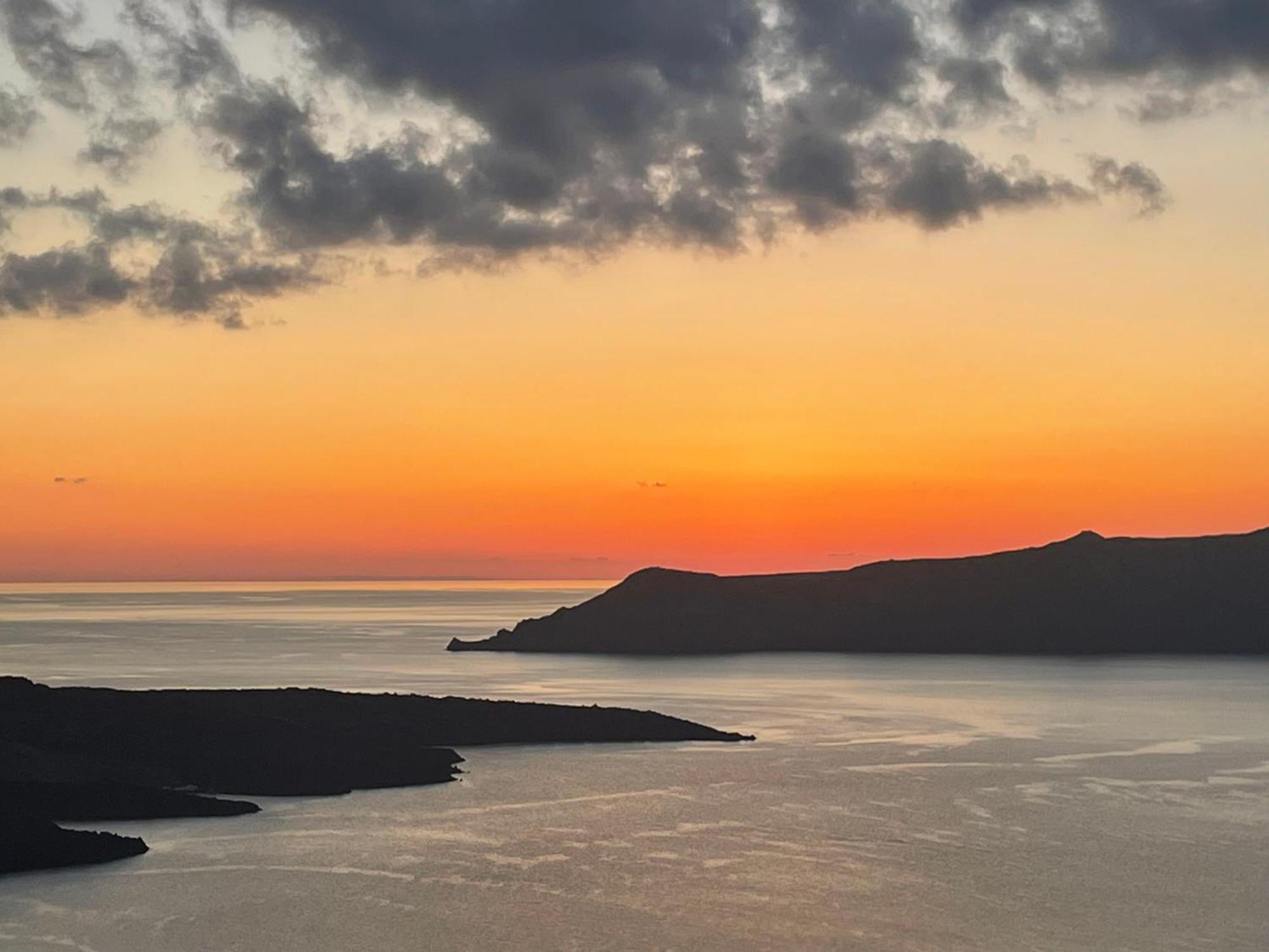 Doukas Caldera Suites Fira  Esterno foto